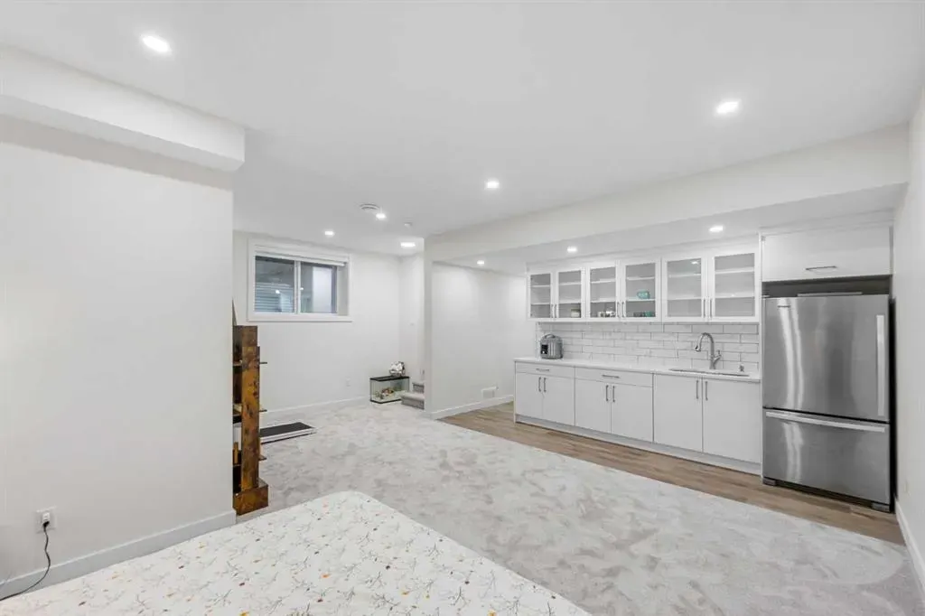 51 Crestridge Common SW