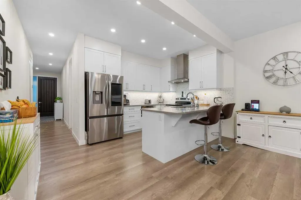 51 Crestridge Common SW
