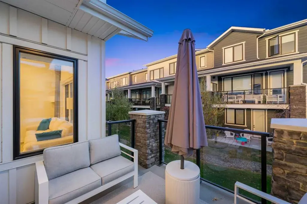 51 Crestridge Common SW