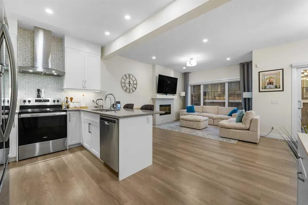 51 Crestridge Common SW