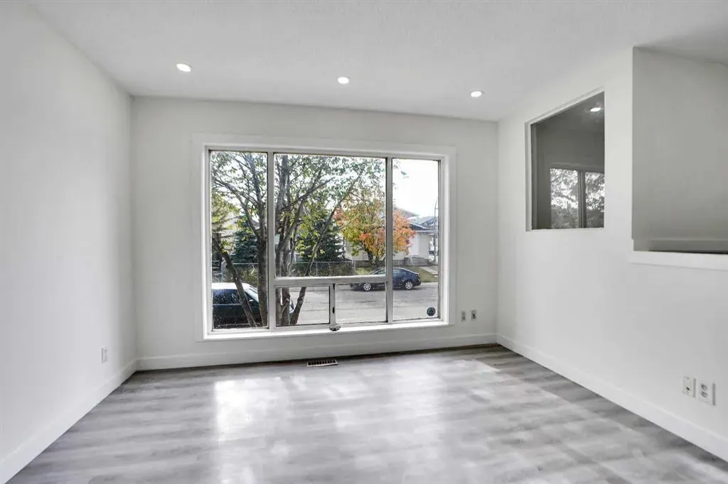 6032 Martingrove Road