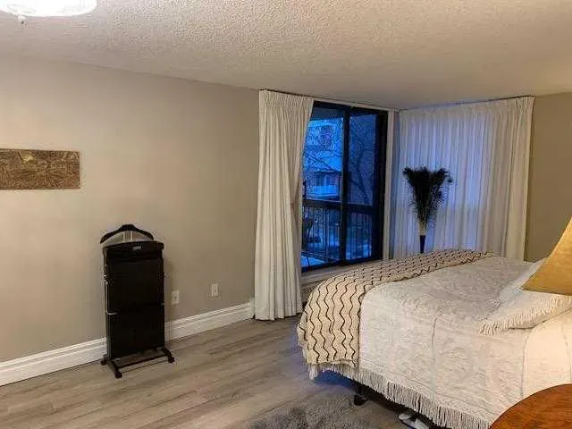 1001 13 Avenue SW, #340