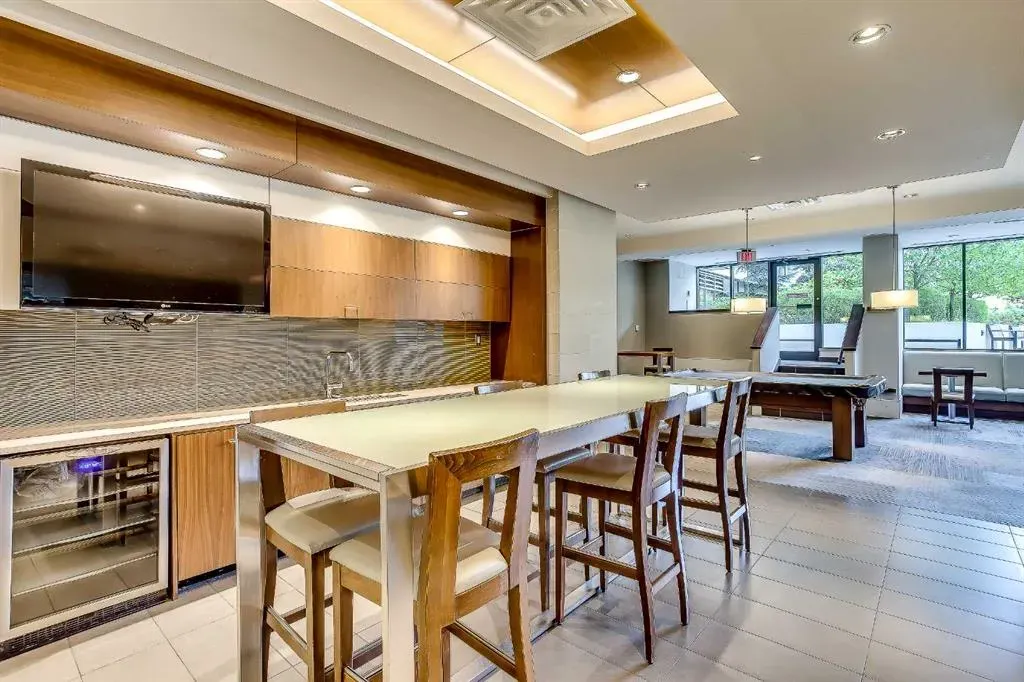 51 Waterfront Mews SW, #205