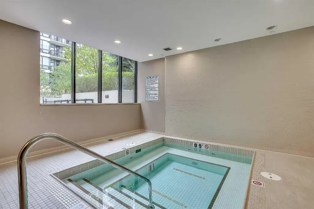 51 Waterfront Mews SW, #205