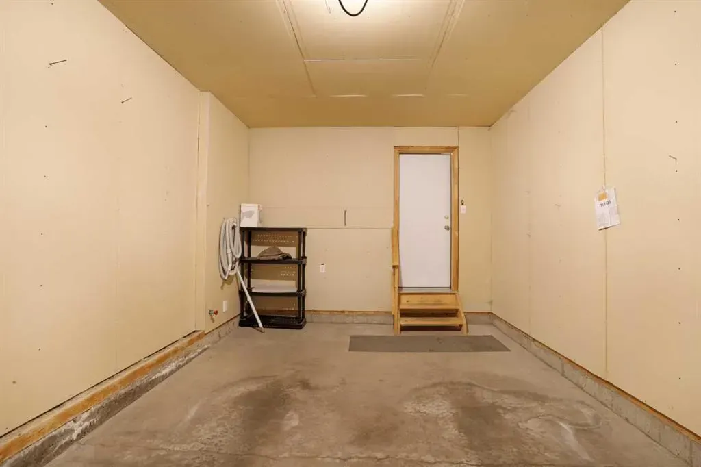 13 Fairview Park Lane W