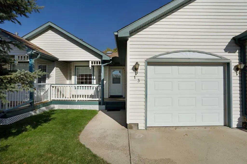 13 Fairview Park Lane W