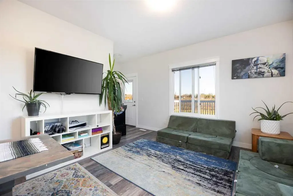 165A Weiss Drive
