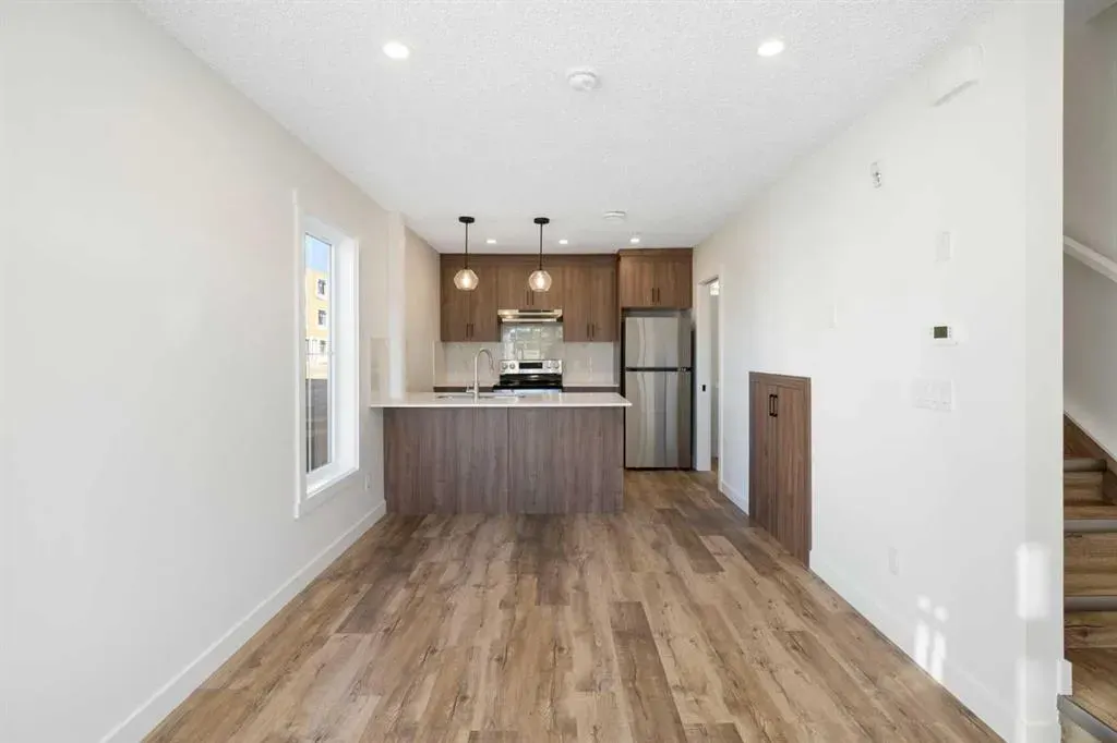 156 Park Street, #101