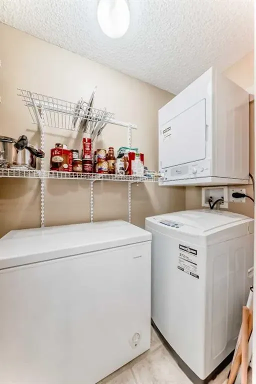 8 Bridlecrest Drive SW, #2109