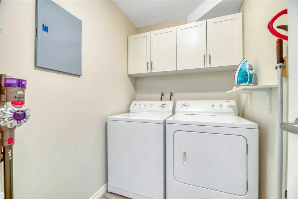 7239 Sierra Morena Boulevard SW, #204