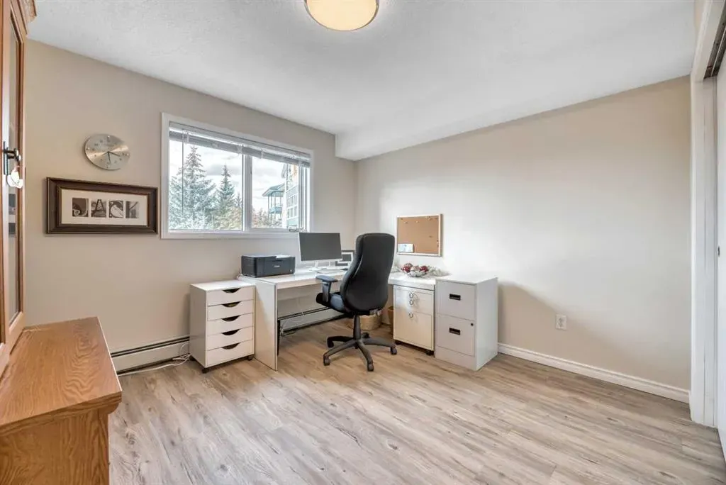 7239 Sierra Morena Boulevard SW, #204