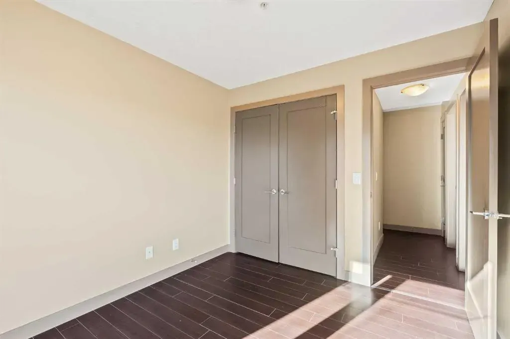 1805 26 Avenue SW, #201