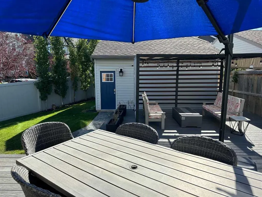 64 Elgin Meadows Manor SE