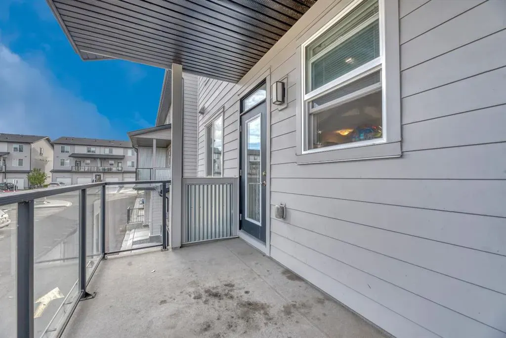 235 Redstone NE, #201