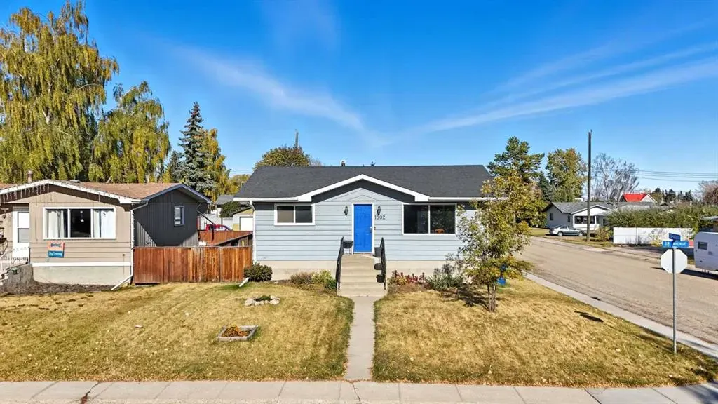 1502 18 Avenue