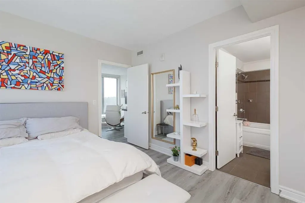 817 15 Avenue SW, #1702