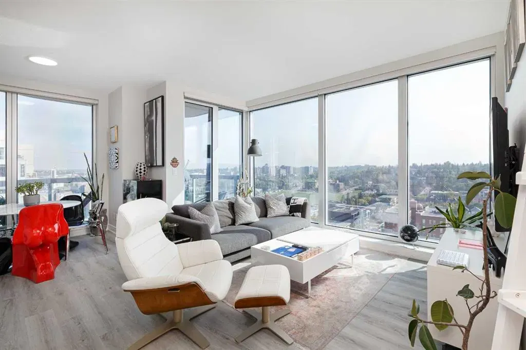 817 15 Avenue SW, #1702