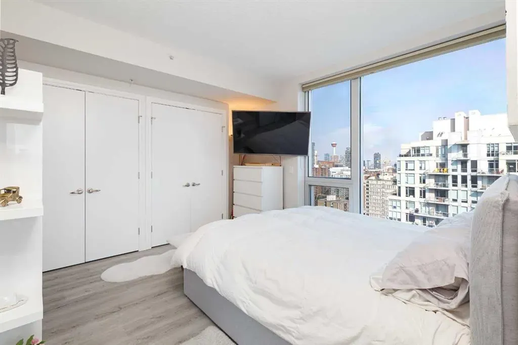 817 15 Avenue SW, #1702