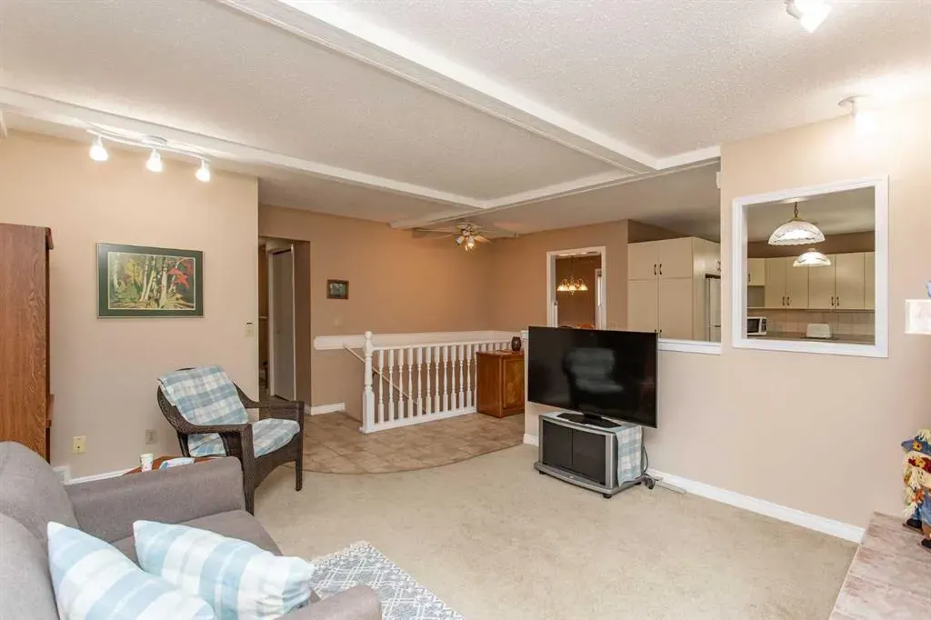146 Welton Crescent