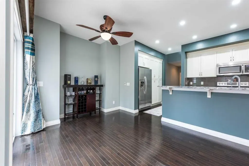 470 Mahogany Terrace SE