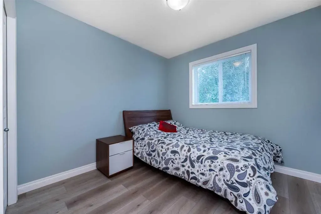 470 Mahogany Terrace SE