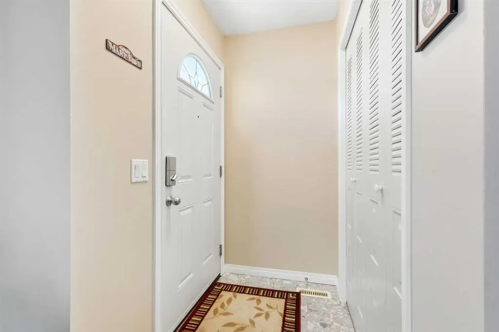 163 Whitewood Place NE