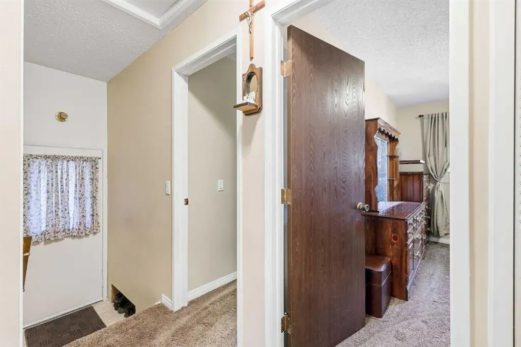 163 Whitewood Place NE