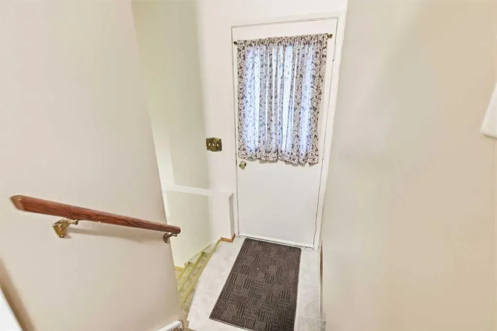 163 Whitewood Place NE