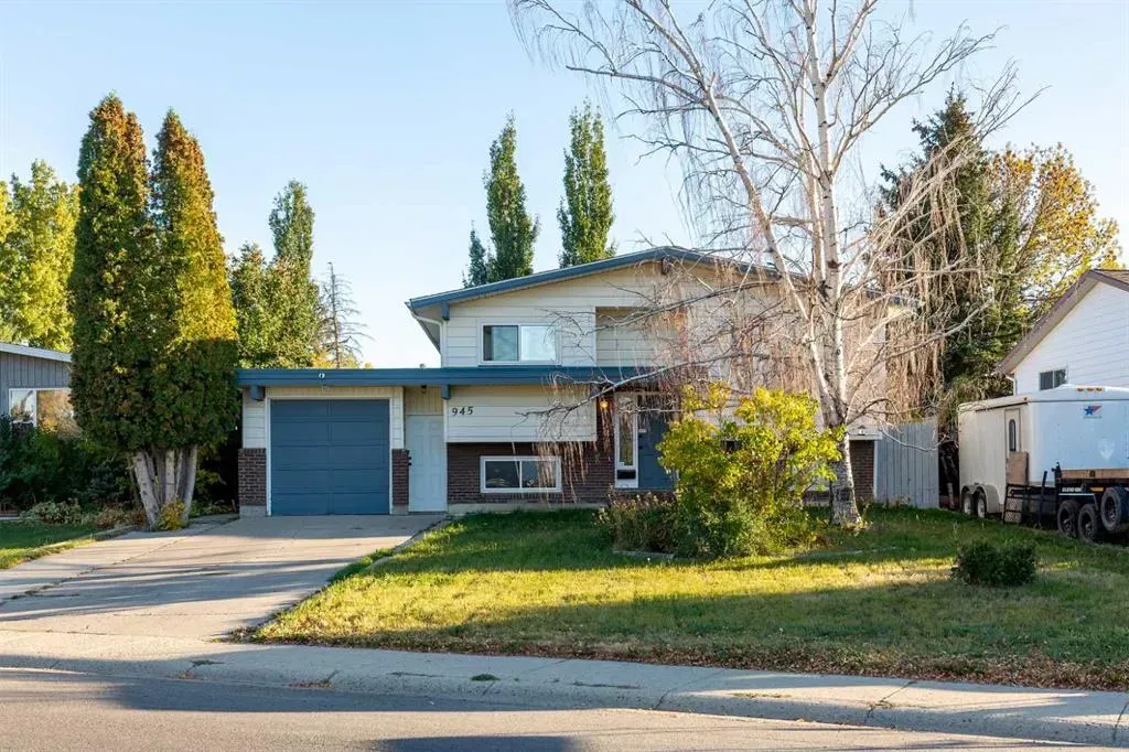 945 Columbia Boulevard W