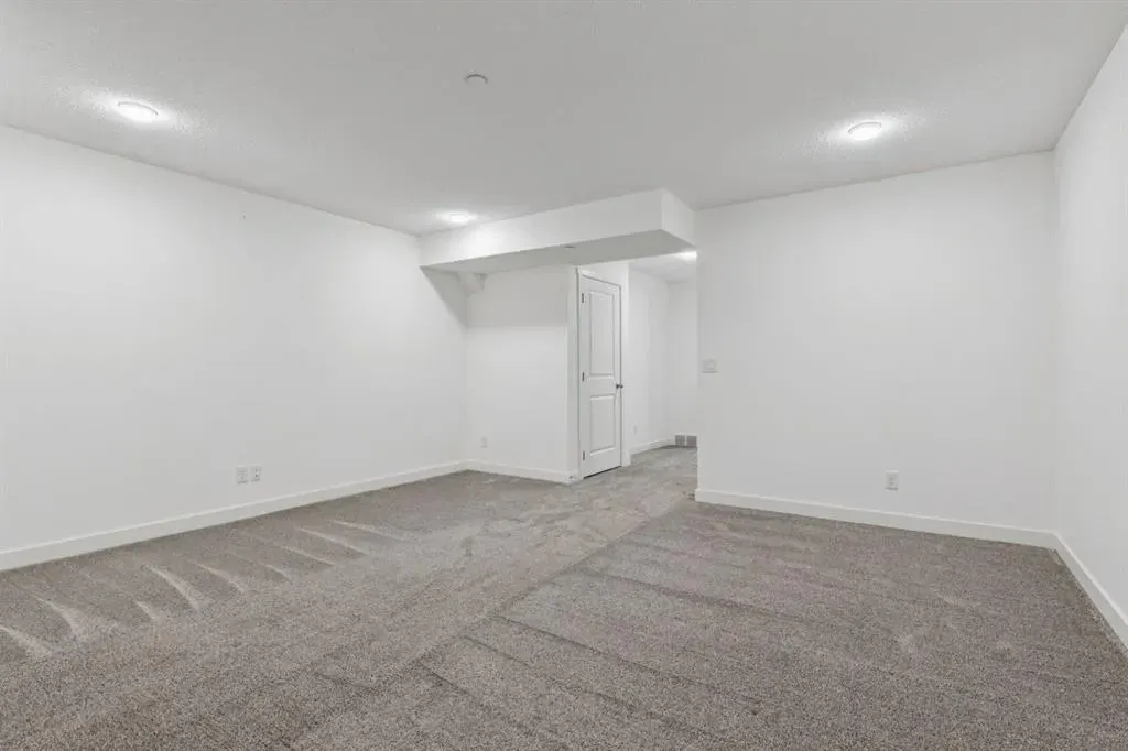 113 Calhoun Common NE