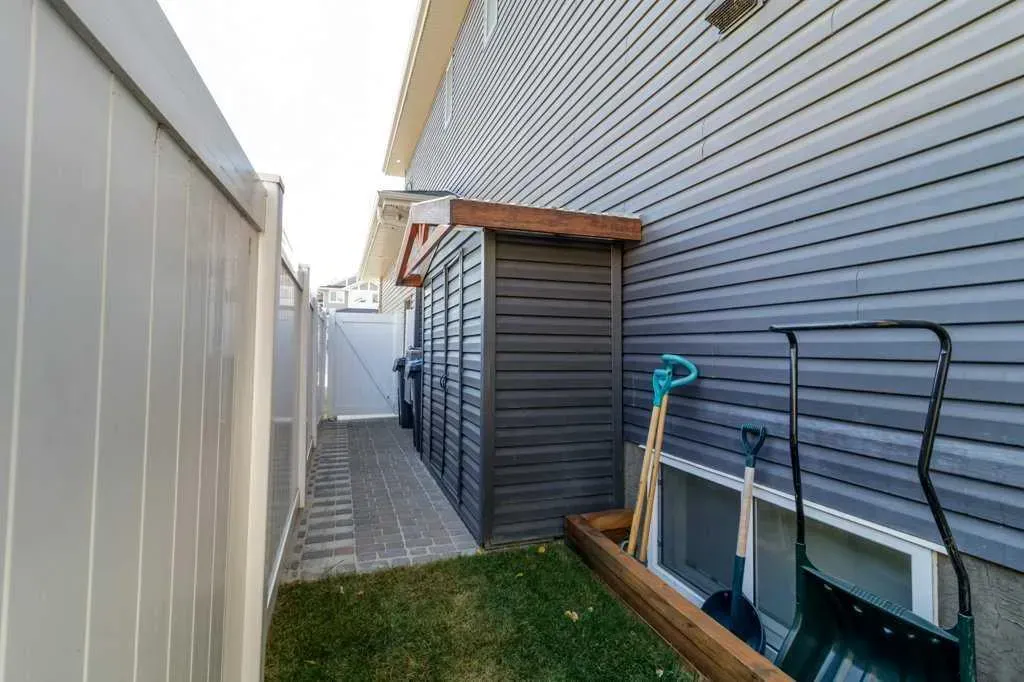 41 Cole Way
