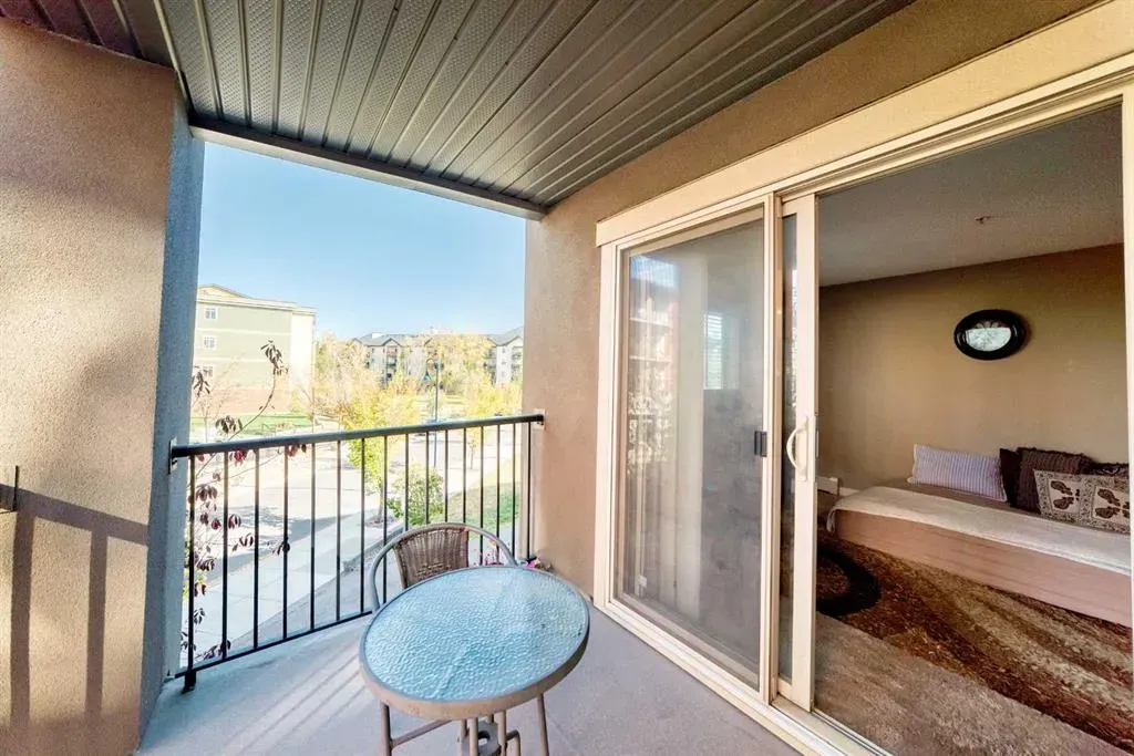 403 Mackenzie Way SW, #8201