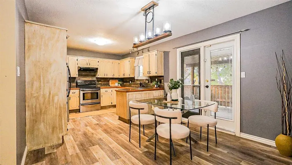 37 Ross Haven Way SE