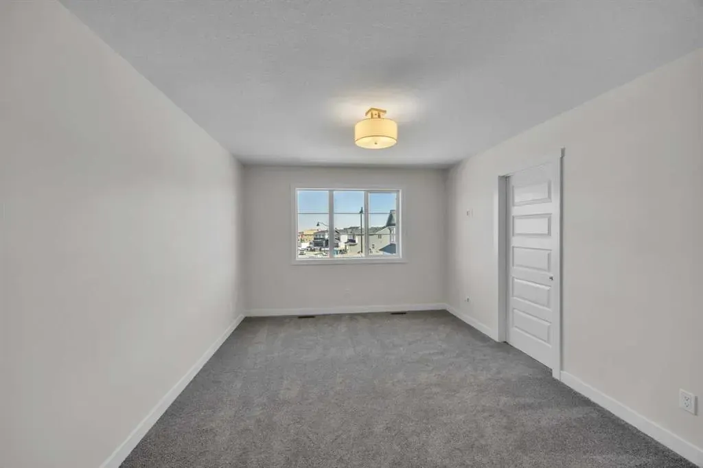 139 Homestead Common NE