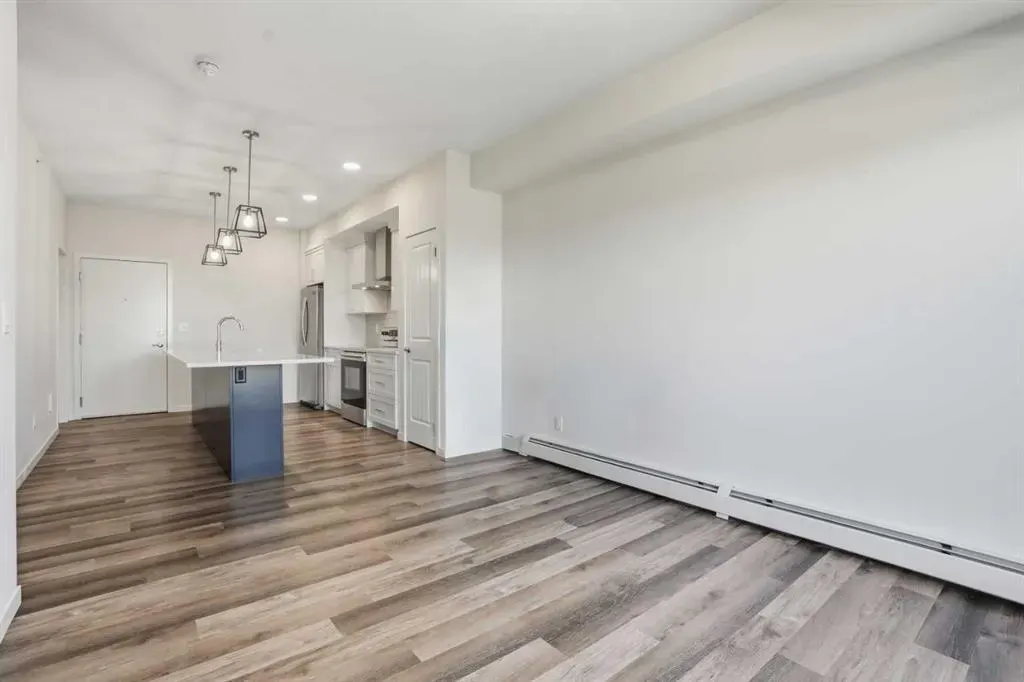 300 Harvest Hills Place NE, #413