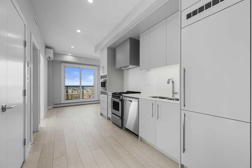 8230 Broadcast Avenue SW, #601