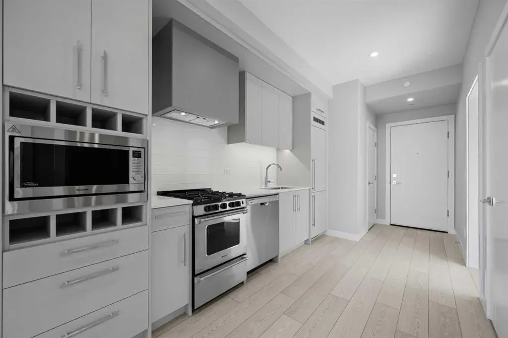 8230 Broadcast Avenue SW, #601