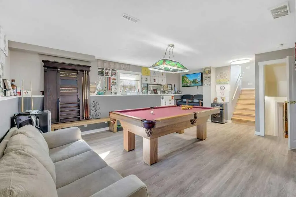 73 Lansbury Close