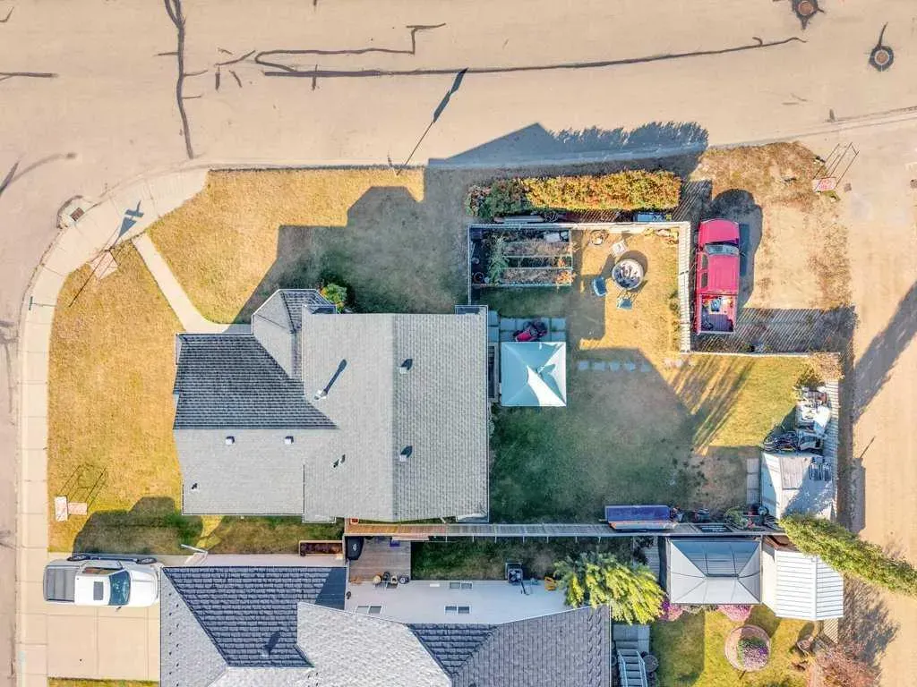 73 Lansbury Close