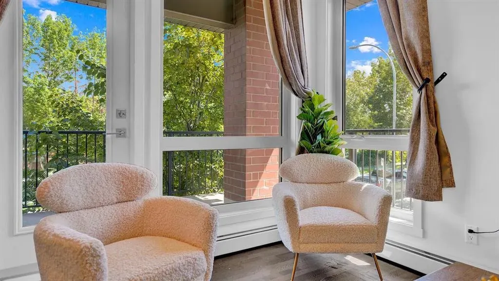 305 18 Avenue SW, #212