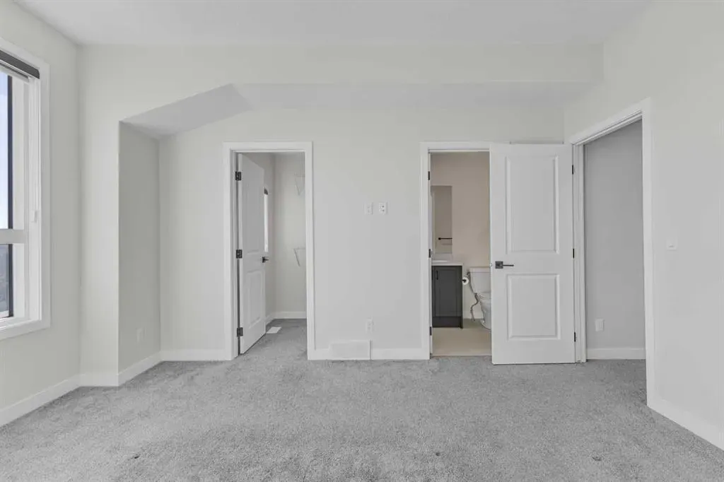33 BELMONT Drive SW