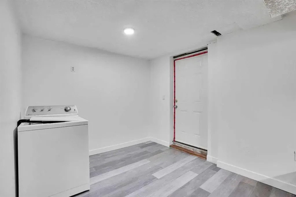 26 Falmead Bay NE