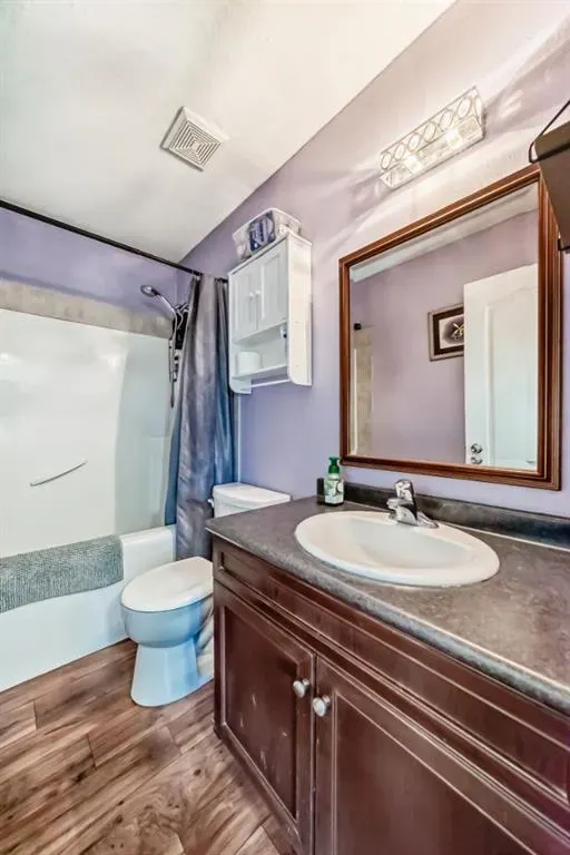 8 Bayside Place, #303