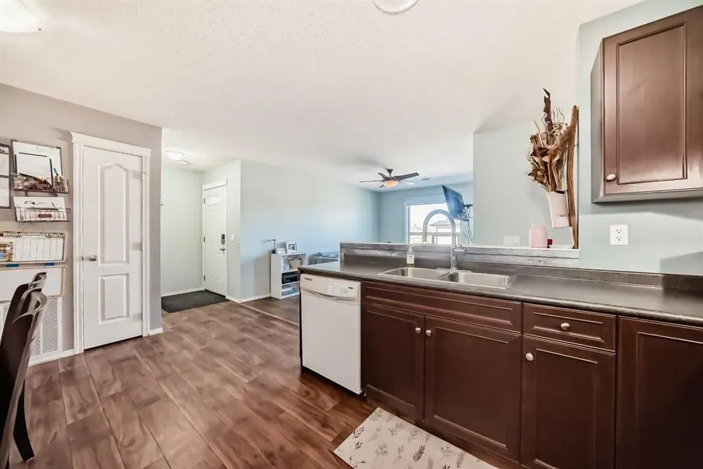 8 Bayside Place, #303