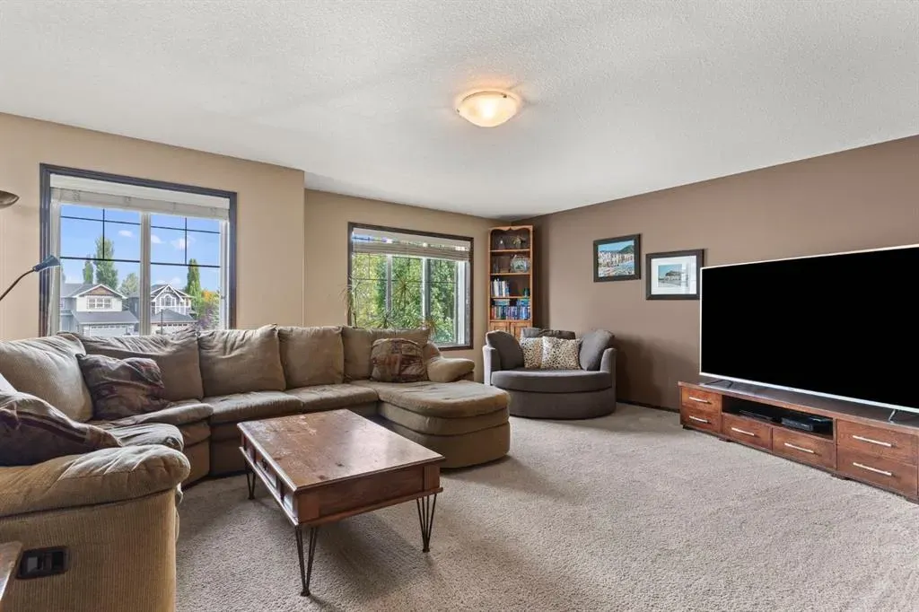 498 Tuscany Ravine Road NW