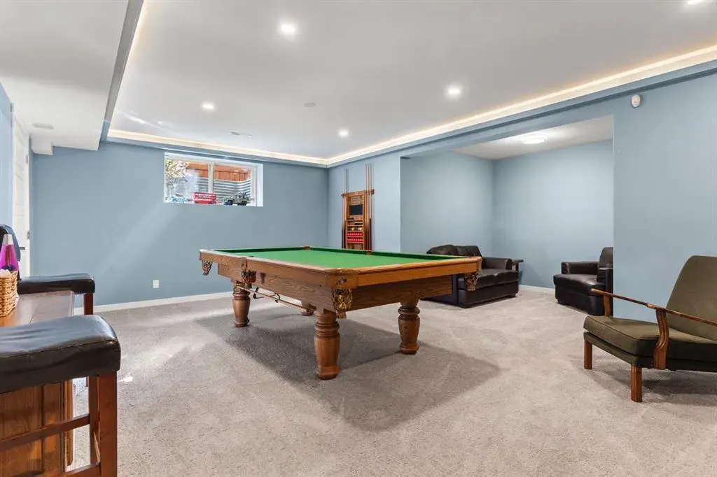 498 Tuscany Ravine Road NW