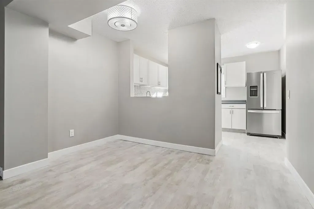4810 40 Avenue SW, #15