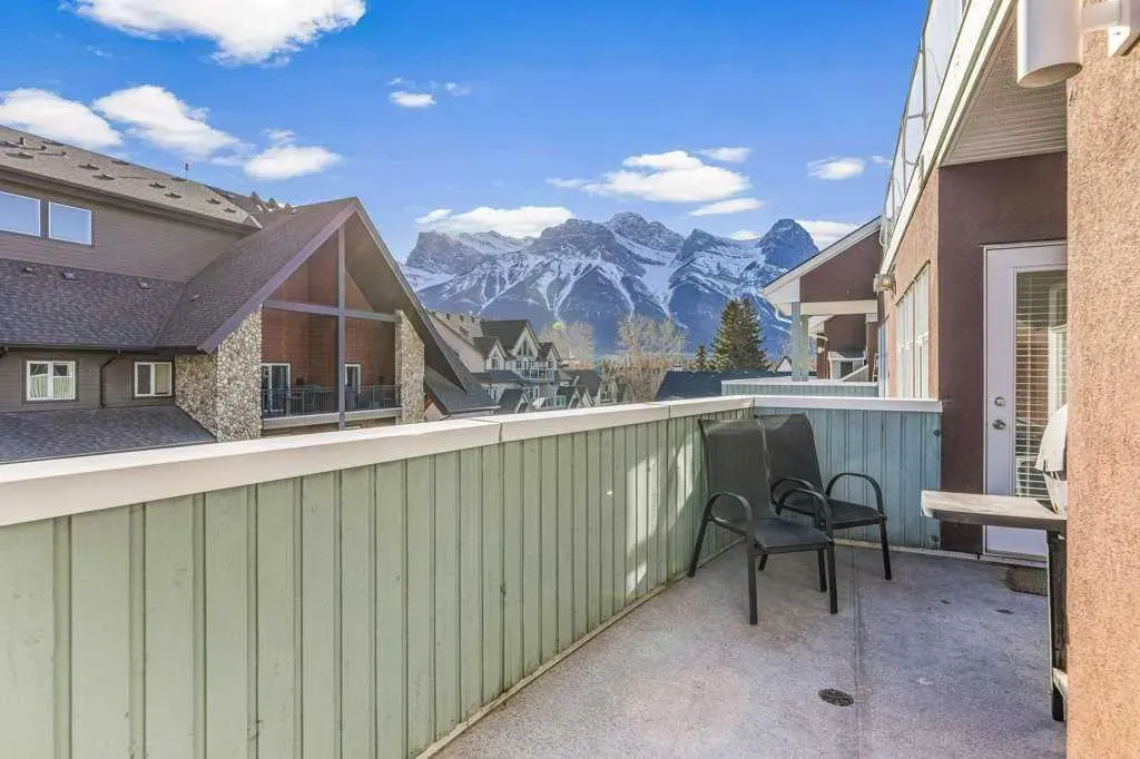 1151 Sidney Street, #306
