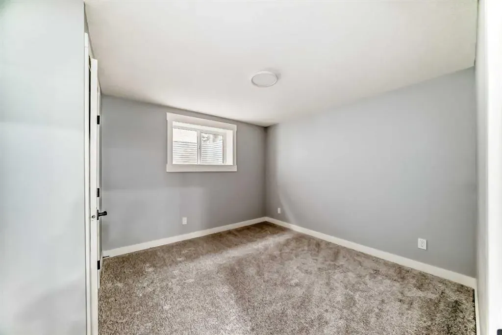 432 Ogden Drive SE