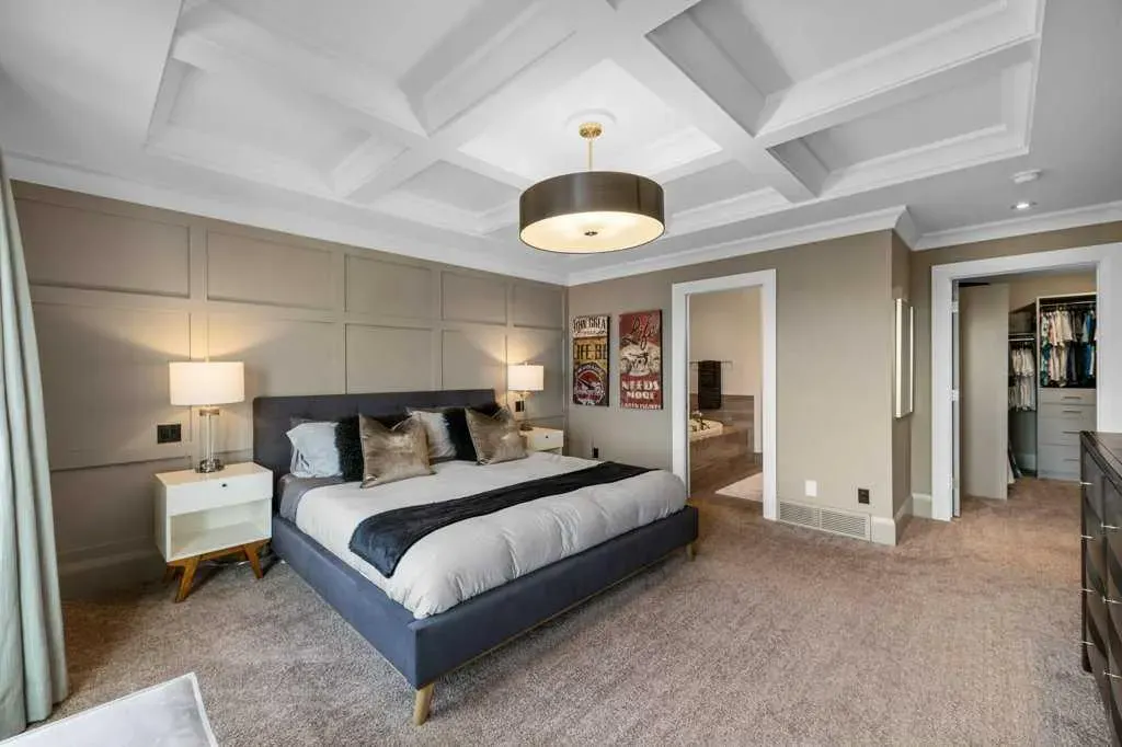 1926 36 Street SW, #2